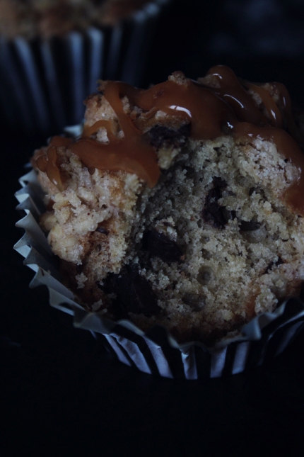 Chocolate Chip Banana Muffins with Crumble and Salted Caramel