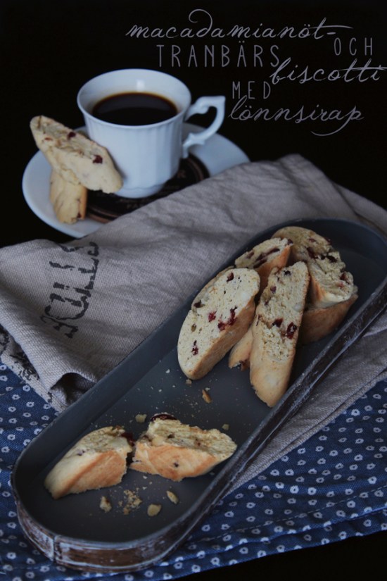 Macadamia Cranberry Biscotti with Maple Syrup