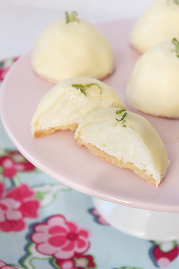 Gräddbullar med lime och vit choklad