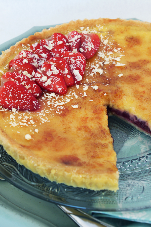 Strawberry Passion Fruit Brûlée Pie